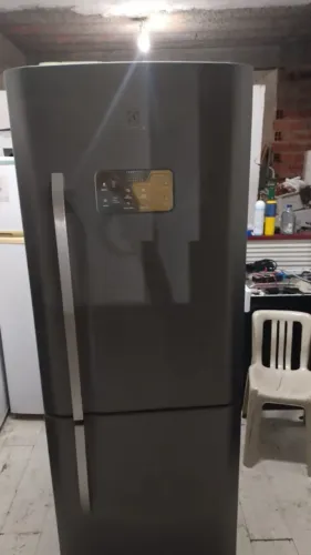 Geladeira Electrolux inverse