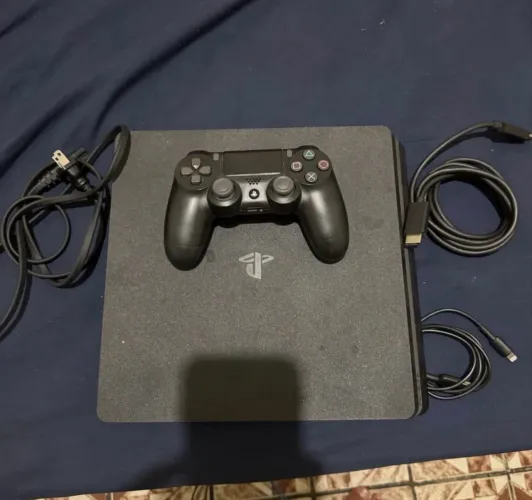 PlayStation 4 Slim 1TB Standard Preto