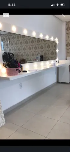 Penteadeira Cabelo/Maquiagem/Beleza