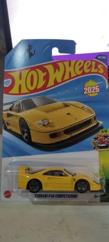 HotWheels - Ferrari F40 competizione (amarelo)