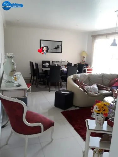 Apartamento com Quintal á venda