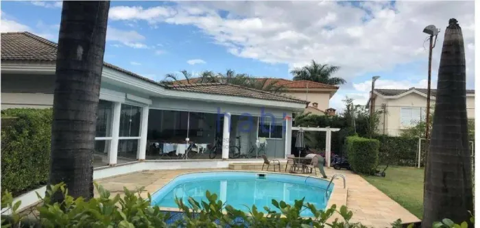 Casa com 3 dormitórios para alugar, 400 m² por R$ 8.147,00/mês - Vale do Lago Residencial
