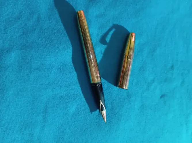 Caneta sheaffer de 1960 pena de ouro 14banhado ouro 12kl coisa de colecionador