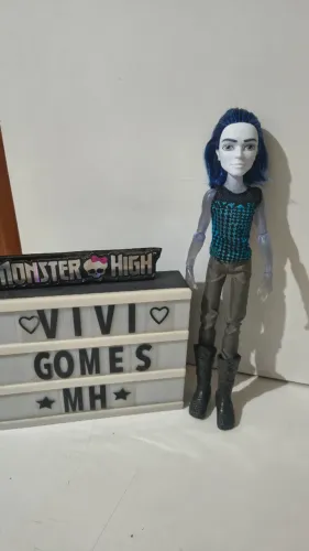 Monster High Invisibilly Monsteristas 