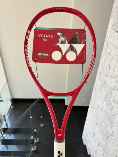 Raquete Yonex Vcore 98 2026 L2 Lacrada