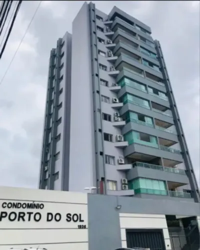 Apartamento para venda tem 144 metros quadrados com 4 quartos