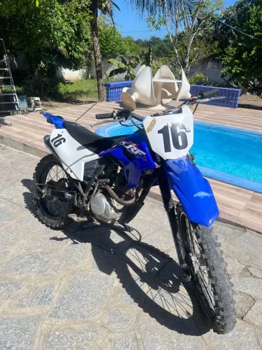 Moto de trilha