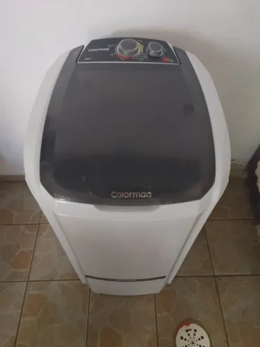 Vende -se um tanquinho
