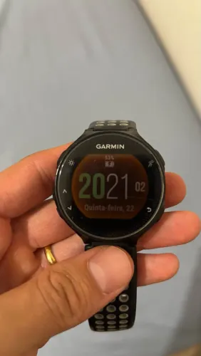 Garmin Forerunner 235