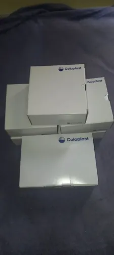 Kit Bolsa e Base Adesiva Ostomia Ileostomia SenSura Click Coloplast