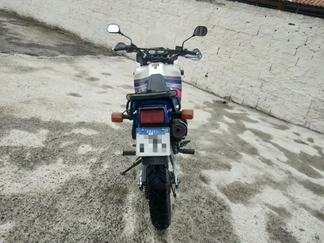 Yamaha XT 600Z Ténéré 1992 (Branca) - Um Clássico Pronto para a Estrada!