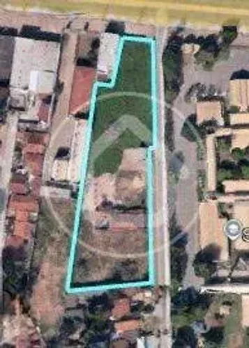 ÁREA COMERCIAL DE 5.470M²