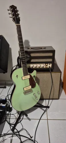 Guitarra gretsch g5210.