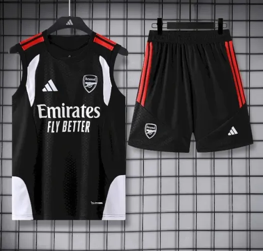 Camiseta e Short do Arsenal de treino 26/27 - Versão Jogador