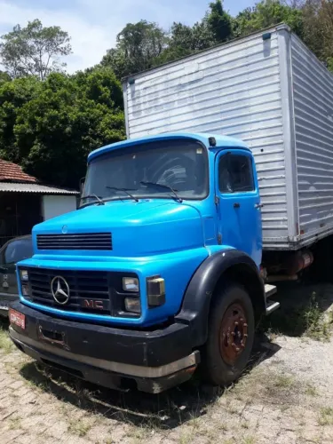 MBens 1113 truck