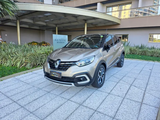 Renault Captur Iconic 1.3 TB 16V Flex 5P AUT 2022