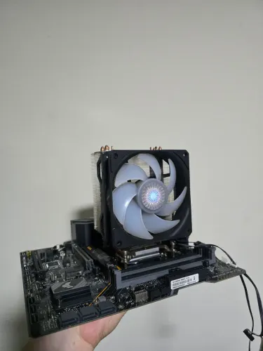 Kit INTEL CORE I5 10400F + B560M ASUS TUF + COOLER MASTER