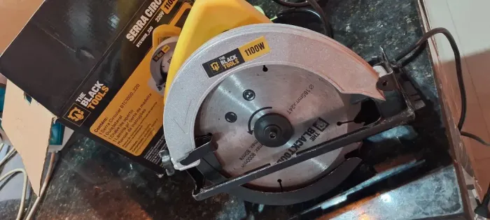 Serra Circular 1100 W 220V THE BLACK TOOLS