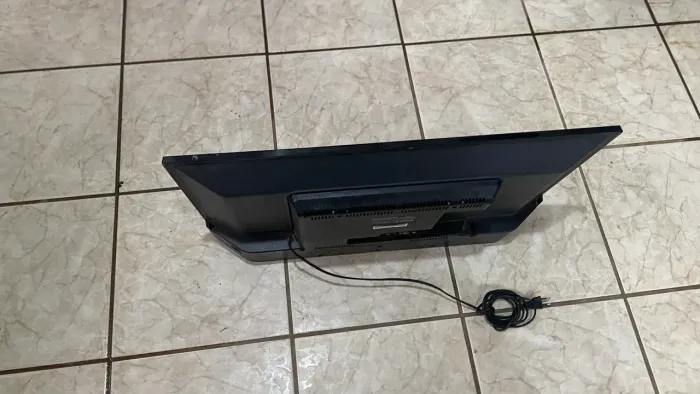 TV Semp Toshiba 32 polegadas PARA RETIRADA DE PEÇAS