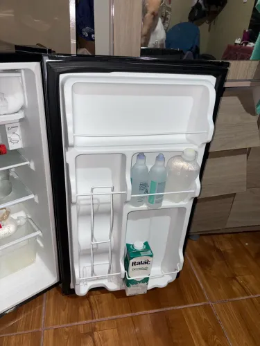 Frigobar mídia preto