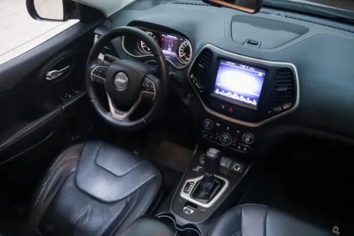 Jeep Cherokee Limited 3.2 4X4 V6 Aut. 2014