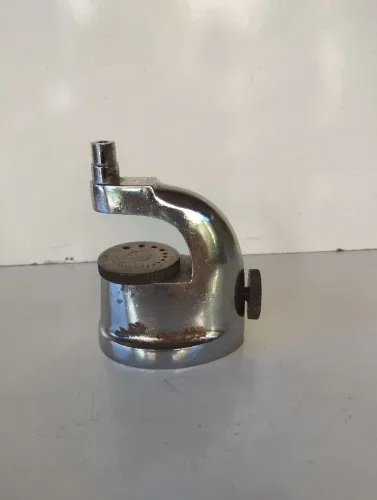 Ferramenta antiga