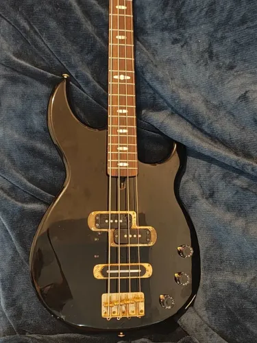 Baixo Yamaha BBX Japan 1984
