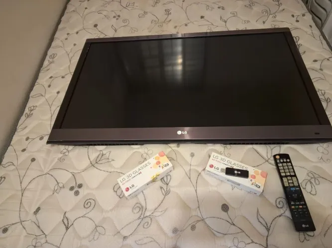 TV LG 42LW5700-SA 42" 3D SMART COM 04 ÓCULOS