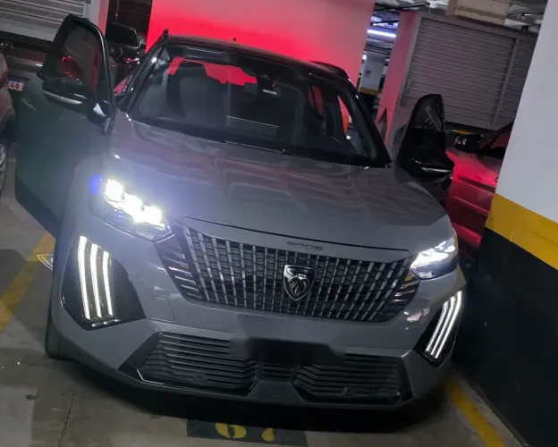 Peugeot 2008 GT 1.0 Turbo Flex 5P Aut. 2025