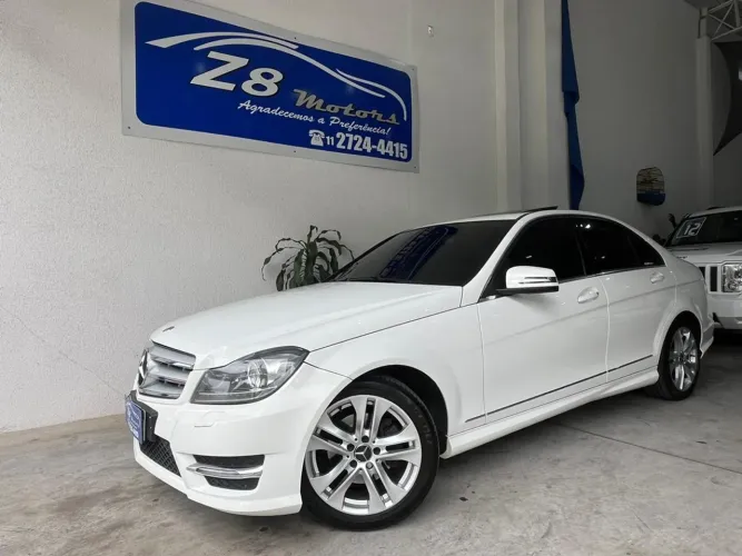 Mercedes-Benz C-200 Avantgarde 2.0 TB 16V 184cv Aut. 2014