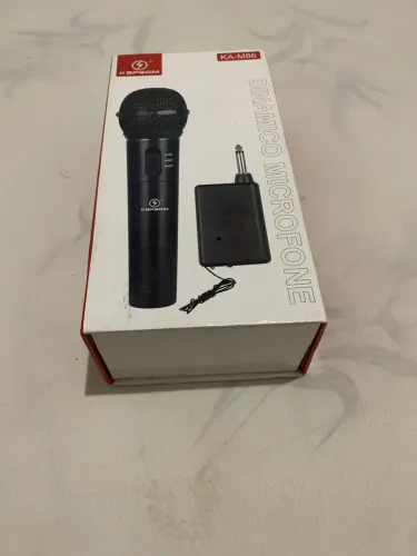 Microfone karaokê 