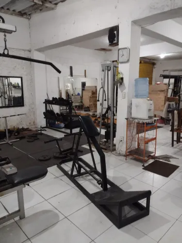 Equipamentos de musculação