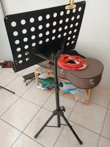 Stante para partituras ?