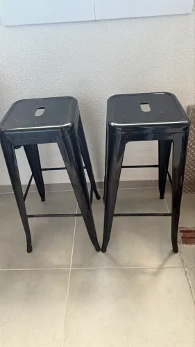 Banquetas altas industrial preta