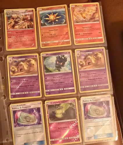 Lote de cartas pokemom foil e reveser foil Hp/D