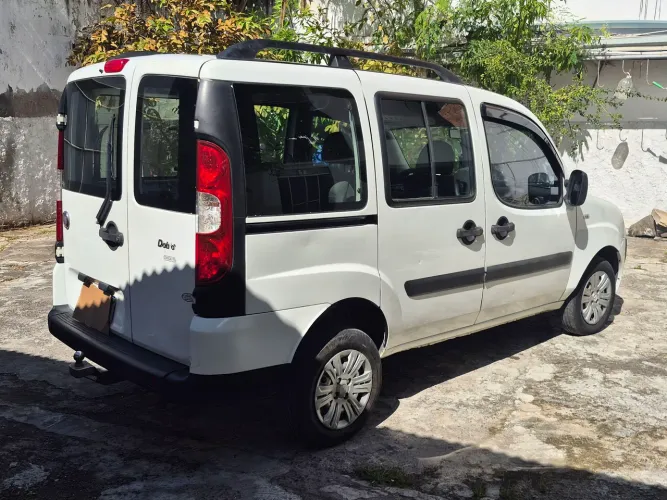 Fiat Doblo Essence 1.8 Flex 16V 5P 2014
