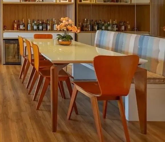 Mesa de Jantar 6 Lugares (Madeira com Vidro) + 3 Cadeiras de Madeira