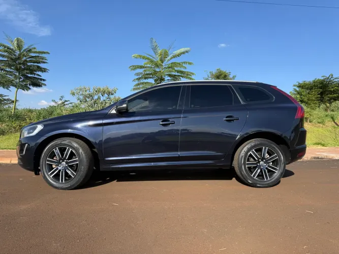 Volvo XC 60 T-5 Kinetic 2.0 245cv FWD 5P 2017