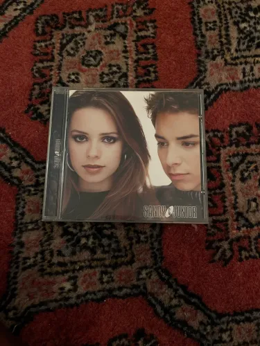 Cd- Sandy e Junior