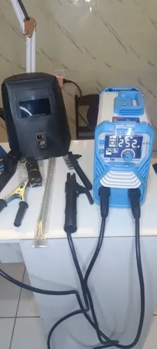 Máquina de solda Inverter 250A IGBT Dobevi? Tensões Duplas (110?220V)? Tela HD? Vento