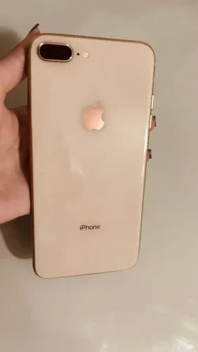 Iphone 8 Plus dourado usado, tela pouco trincada