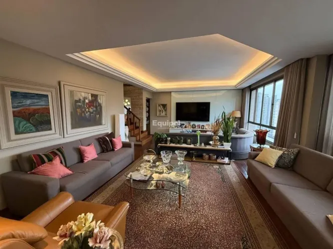 Cobertura duplex de alto padrão para locação em Lourdes - 4 suítes, área gourmet e vista p