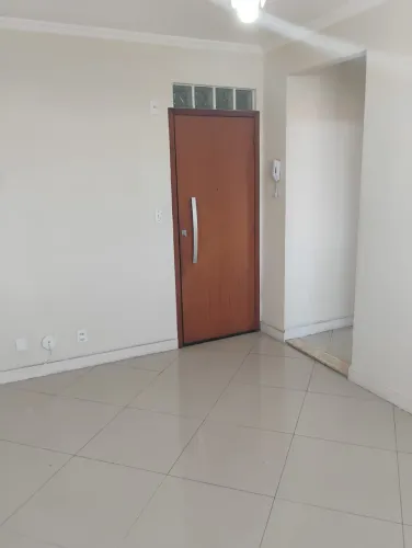 Apartamento para alugar na Rua Vila Real, Senador Camará, Rio de Janeiro - RJ