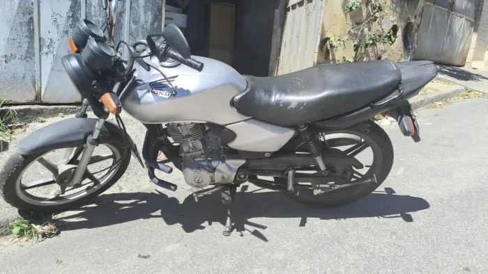 CGTitan 125 ano 2000