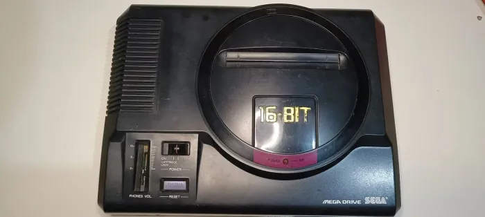 Mega Drive 16-BIT Clone
