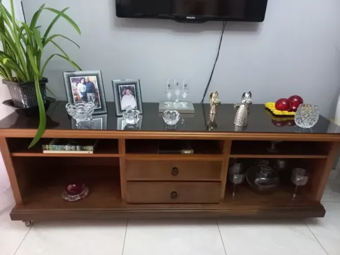 Rack de Imbuia Maciça