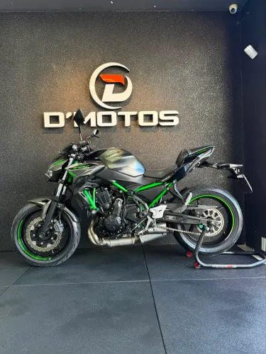 KAWASAKI Z 650 - 2024 - EXTRA!
