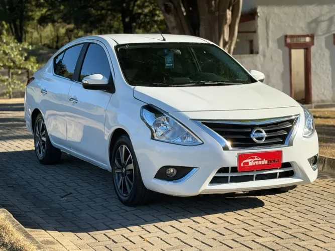 Nissan Versa SL 1.6 16V Flexstart 4P Aut. 2018