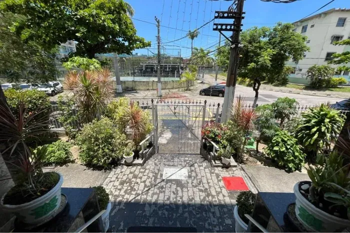 2 Quartos de Frente, Vista Livre e Totalmente Mobiliado em Cordovil - Rio de Janeiro/RJ