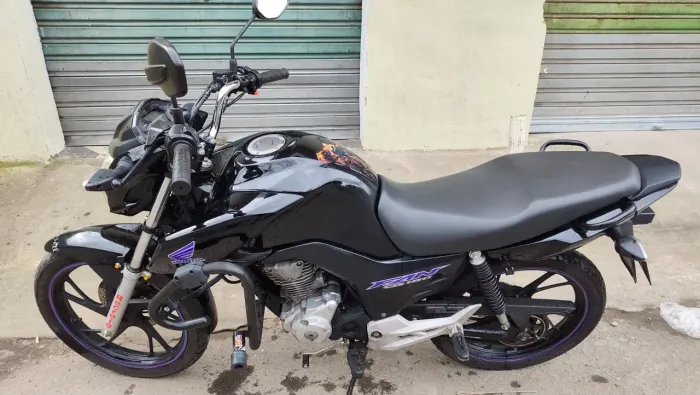 Cg 160 com 11mil km rodados